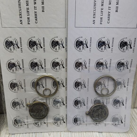 North American Hunting Club Life Member Lot 5 patches, 2 Decals, 4 Key Chains - Picture 3 of 6